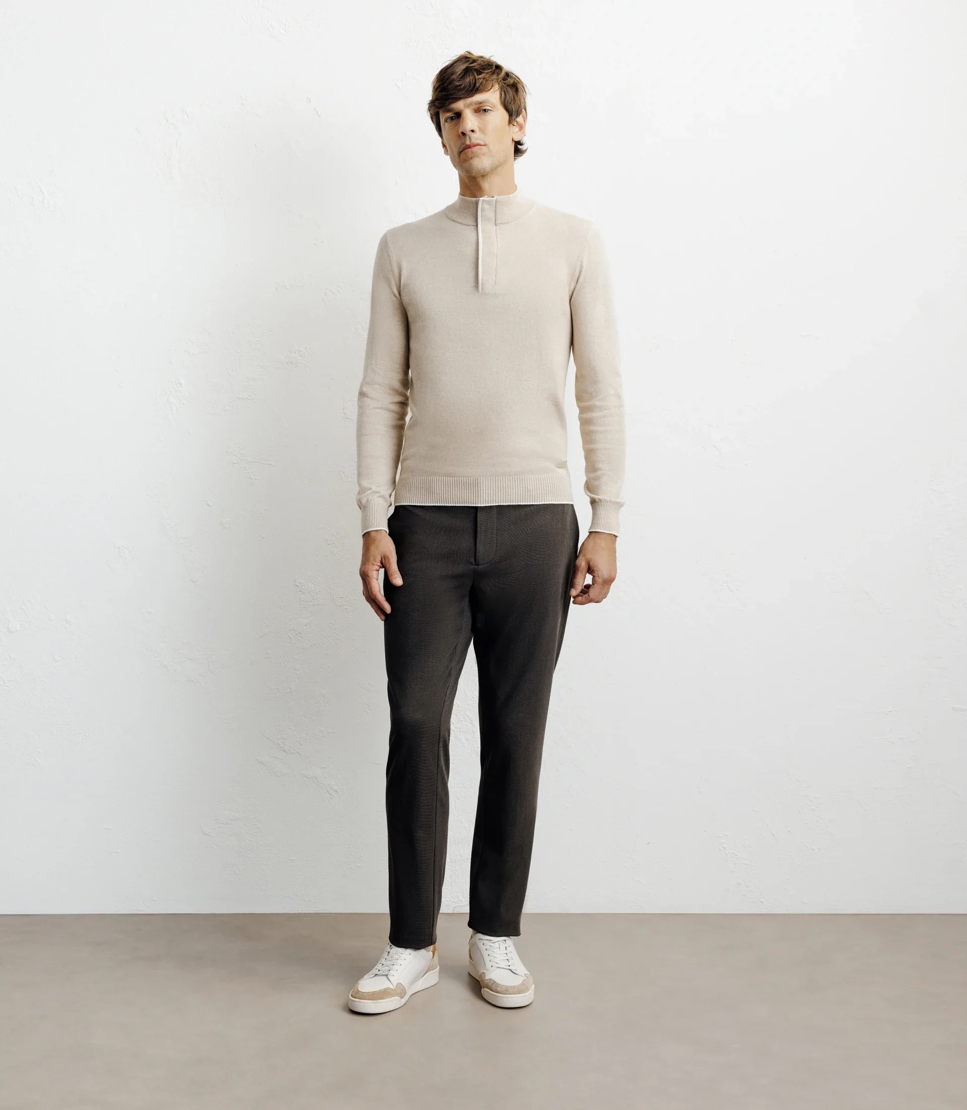 Pull col montant demi zippé beige - Image 3