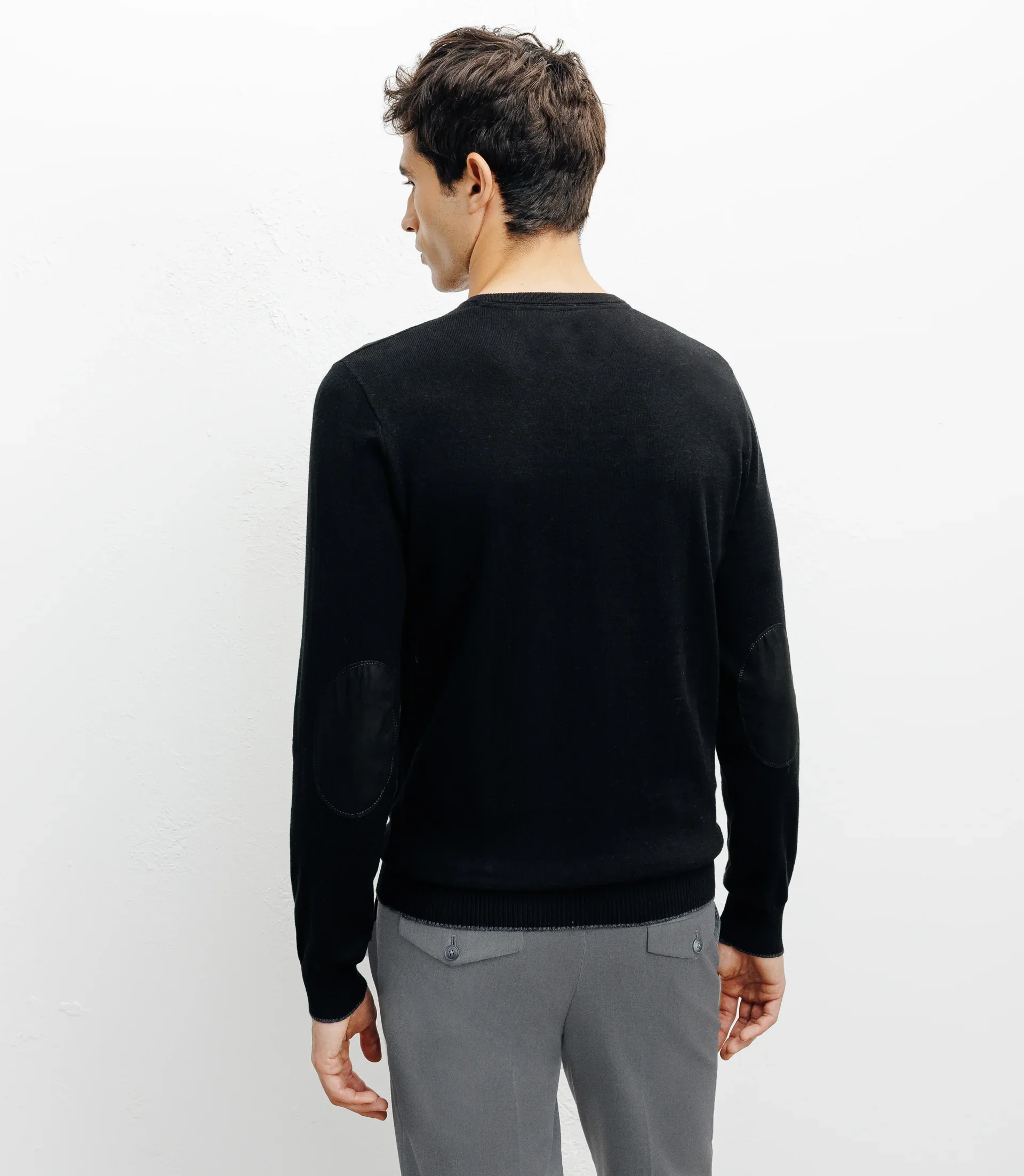 Pull col v noir - Image 3